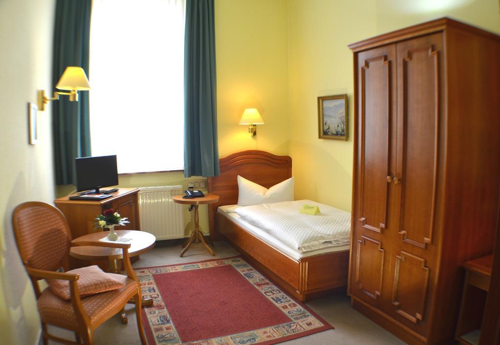 Hotel Fuerstenhof Rathenow Rum bild