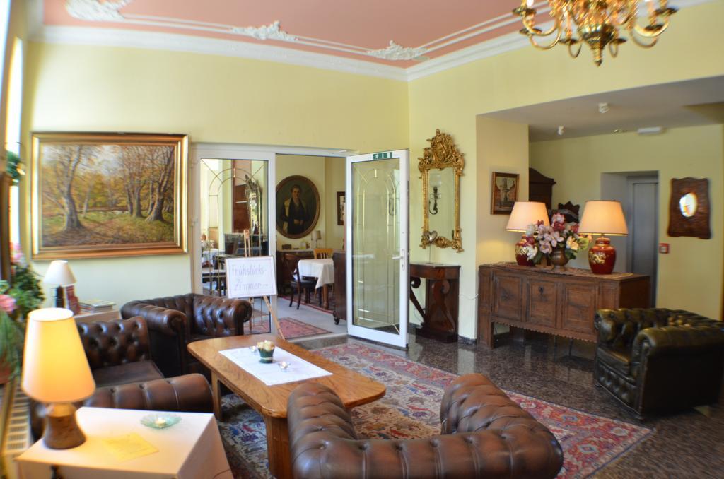 Hotel Fuerstenhof Rathenow Exteriör bild