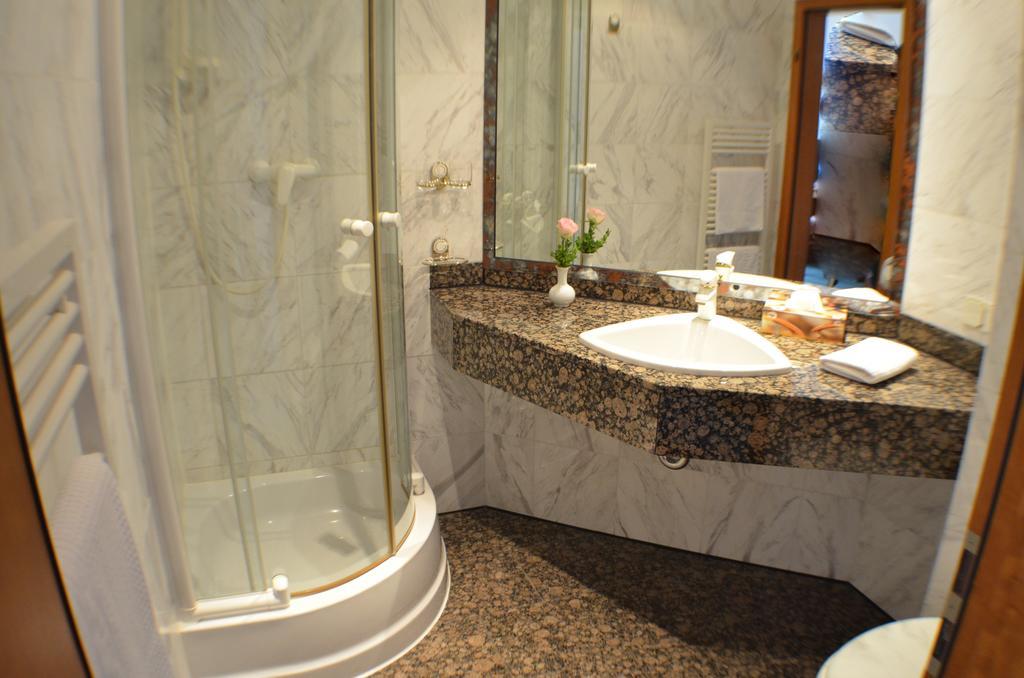Hotel Fuerstenhof Rathenow Rum bild