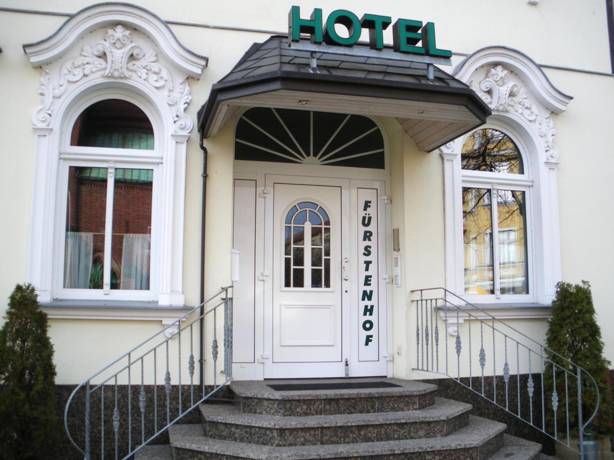 Hotel Fuerstenhof Rathenow Exteriör bild