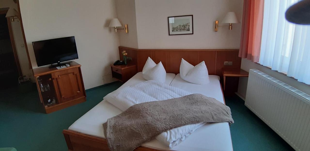 Hotel Fuerstenhof Rathenow Exteriör bild
